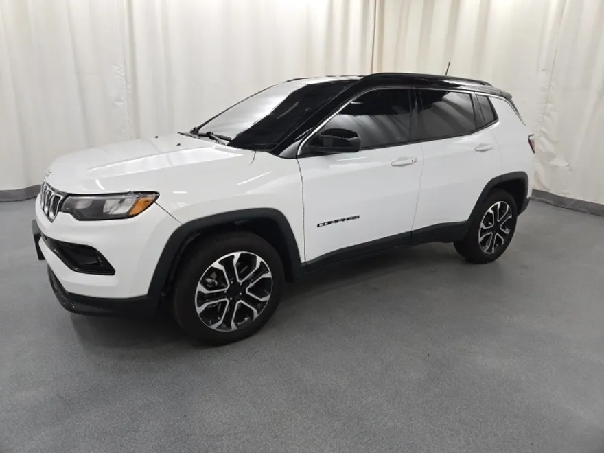 2023 Jeep Compass Limited photo 1