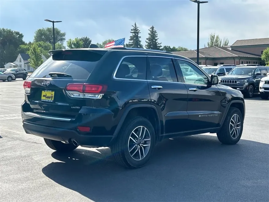 2022 Jeep Cherokee Limited photo 1