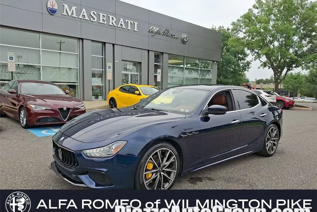 2022 Maserati Ghibli Modena Q4 photo 1