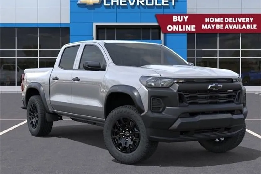 2026 Chevrolet Colorado Trail Boss photo 1