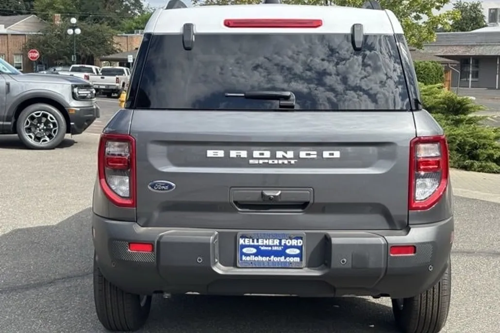 2025 Ford Bronco Sport Heritage photo 1