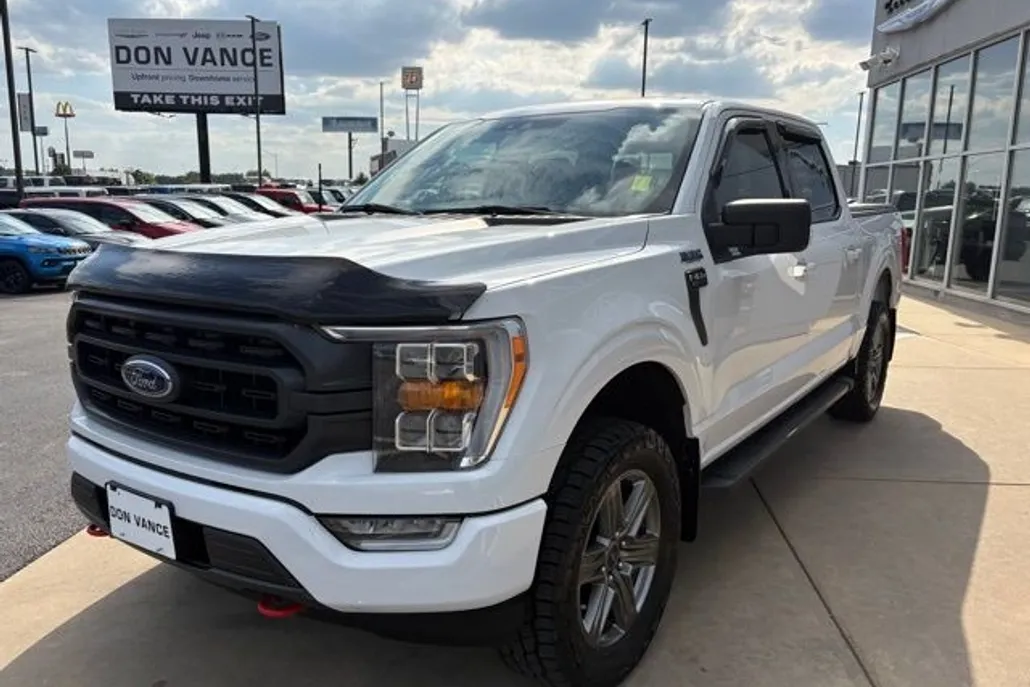 2021 Ford F-150 XLT photo 1