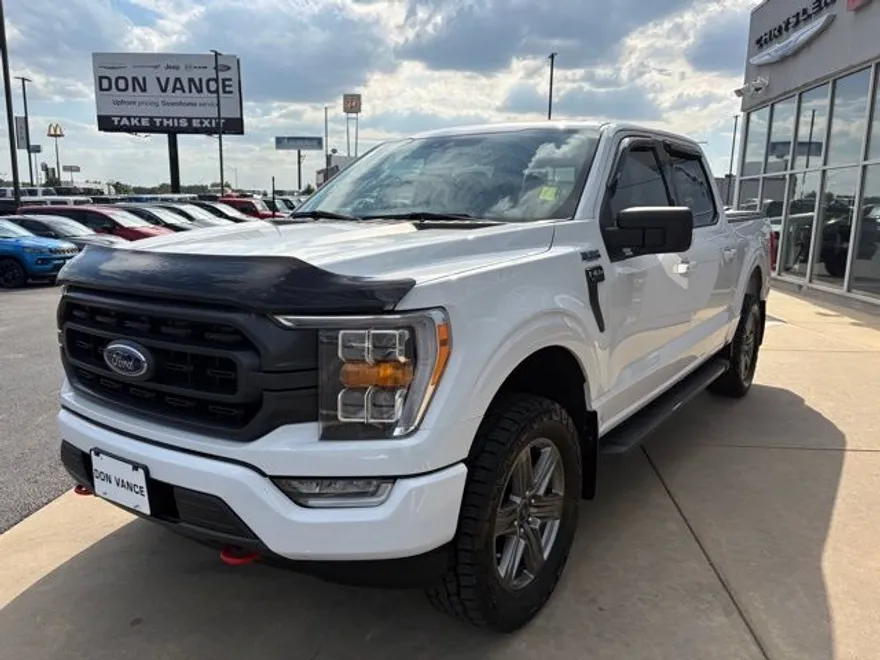 2021 Ford F-150 XLT photo 1