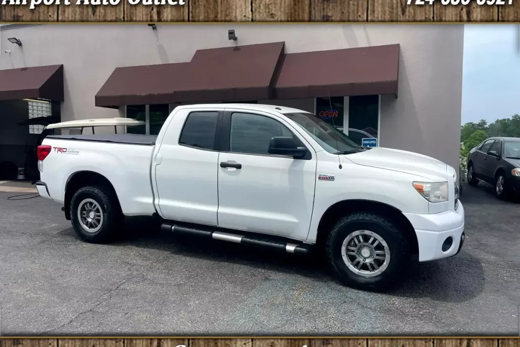 2013 Toyota Tundra Double Cab photo 1