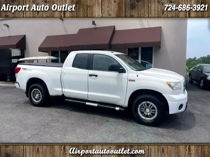 2013 Toyota Tundra Double Cab photo 1