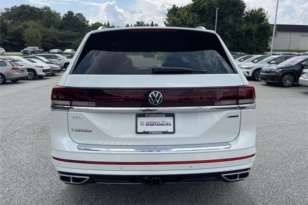 2026 Volkswagen Atlas SEL Premium R-Line photo 1