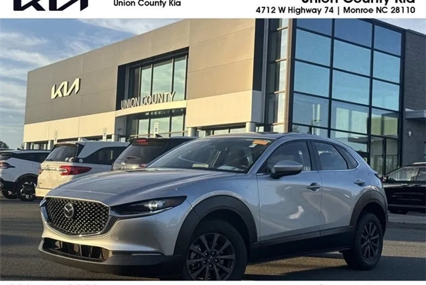 2020 Mazda CX-30 S photo 1