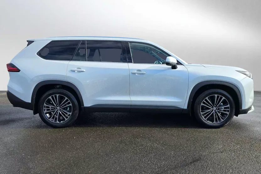 2025 Toyota Grand Highlander Hybrid MAX Platinum photo 1