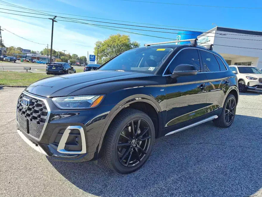 2022 Audi Q5 S line Premium Plus 45 TFSI photo 1