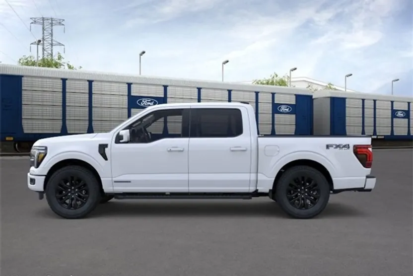 2025 Ford F-150 Lariat photo 1