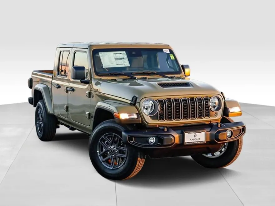 2025 Jeep Gladiator Sport S photo 1