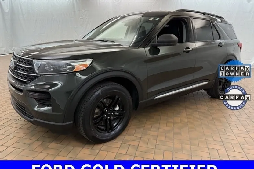 2022 Ford Explorer XLT photo 1