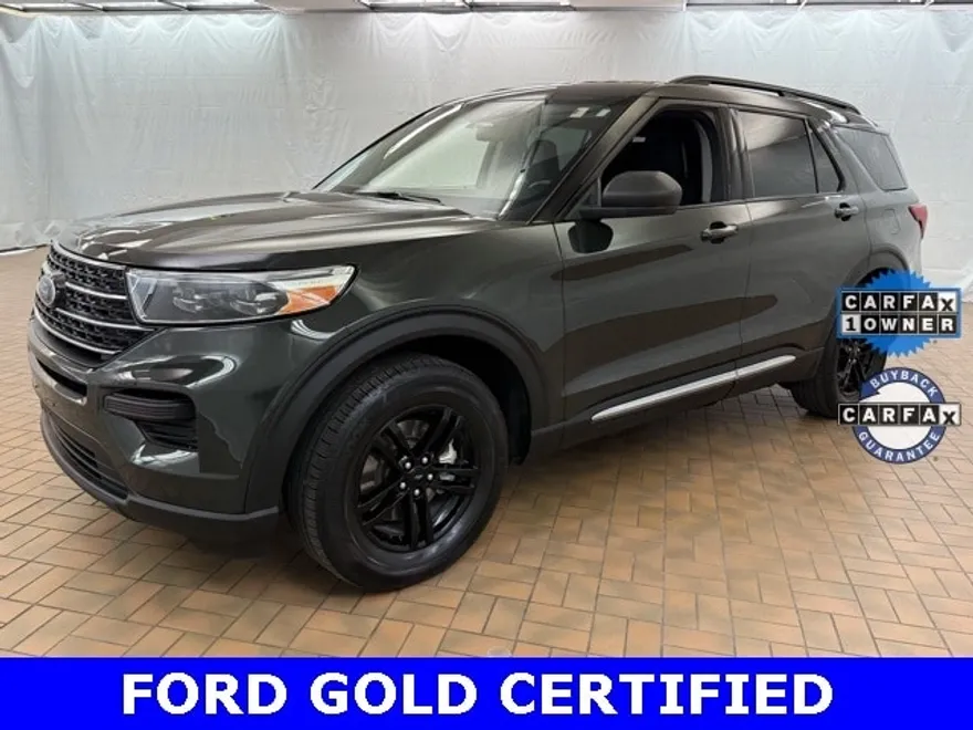 2022 Ford Explorer XLT photo 1
