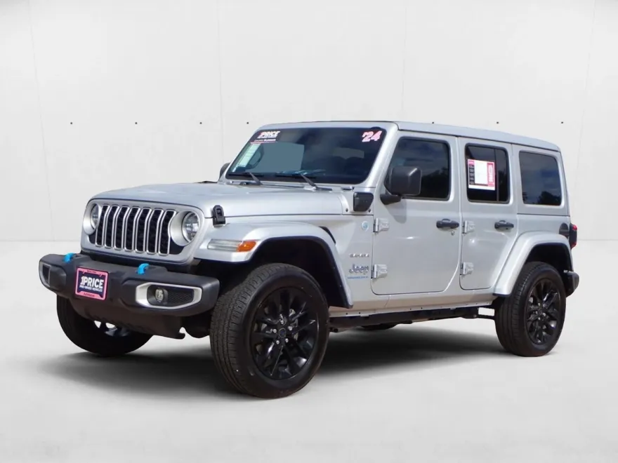 2024 Jeep Wrangler 4xe Sahara photo 1