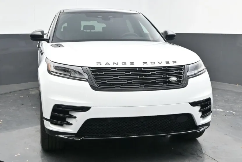 2025 Land Rover Range Rover Velar P250 Dynamic SE photo 1