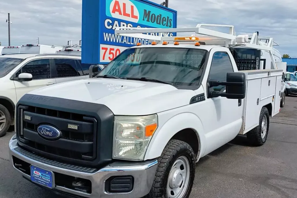 2015 Ford F-350 photo 1
