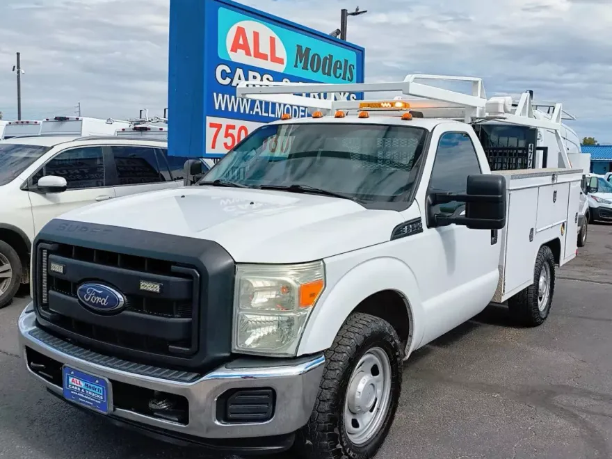 2015 Ford F-350 photo 1