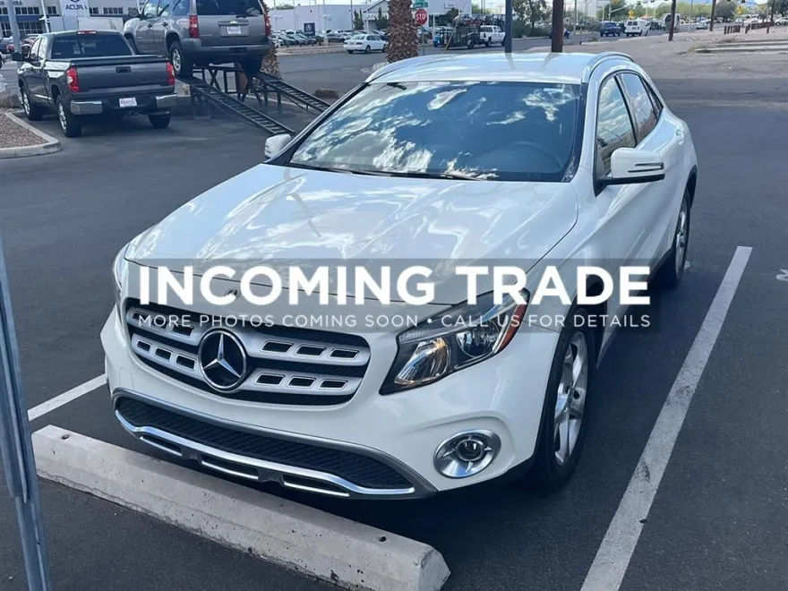 2018 Mercedes Benz GLA 250 photo 1