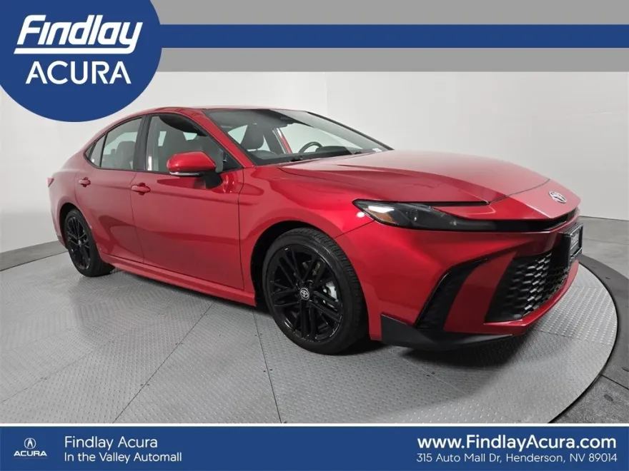 2025 Toyota Camry SE Hybrid photo 1