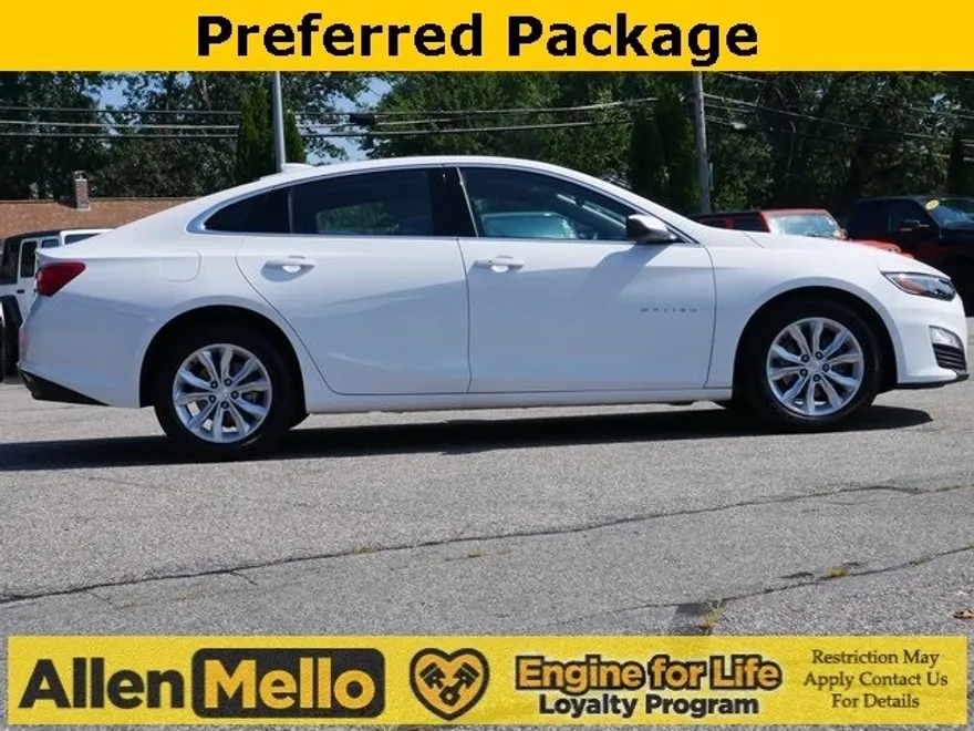 2025 Chevrolet Malibu 1LT photo 1
