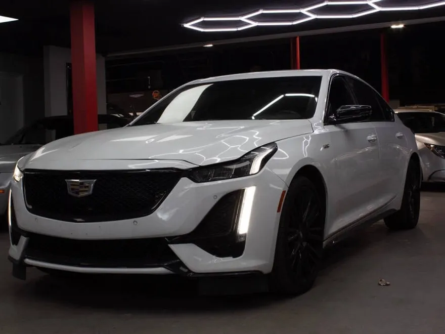 2023 Cadillac CT5 V photo 1