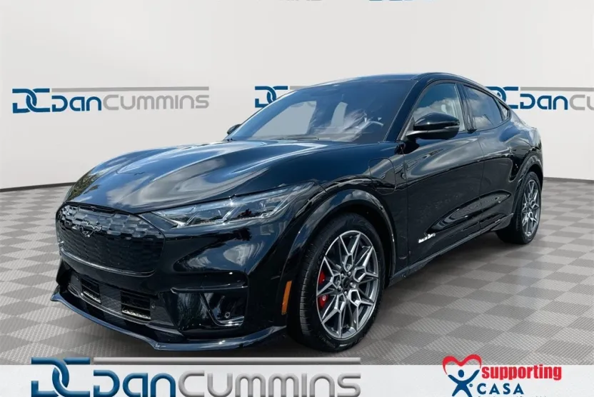 2025 Ford Mustang Mach-E GT photo 1