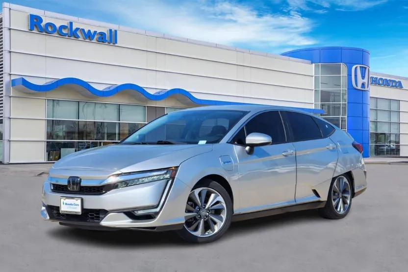 2018 Honda Clarity Plug-In Hybrid Touring photo 1