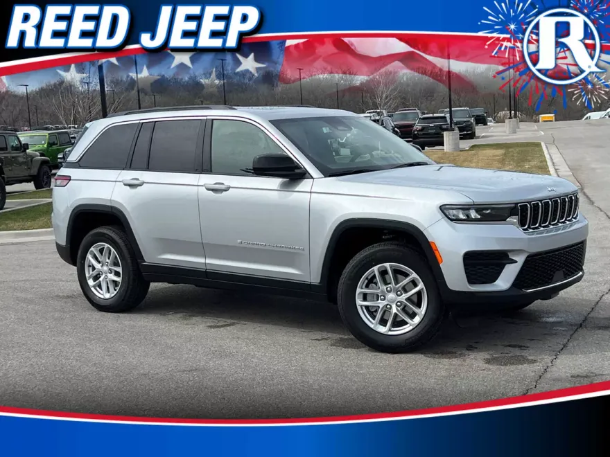 2025 Jeep Grand Cherokee Laredo X photo 1