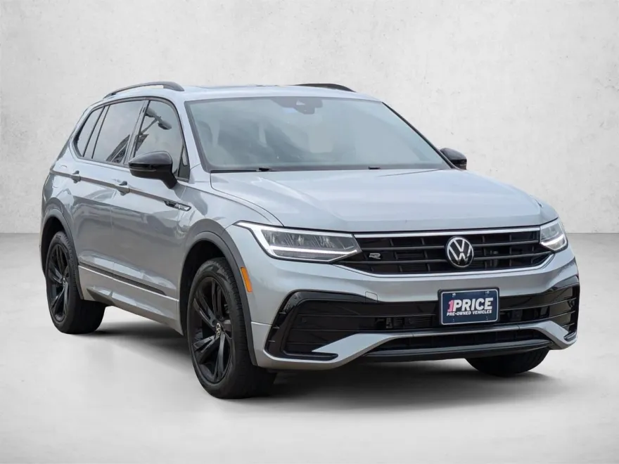2024 Volkswagen Tiguan SE R-Line Black photo 1