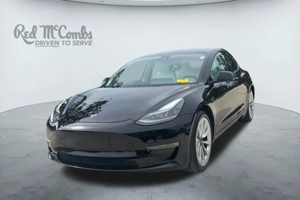 2022 Tesla Model 3 Long Range photo 1
