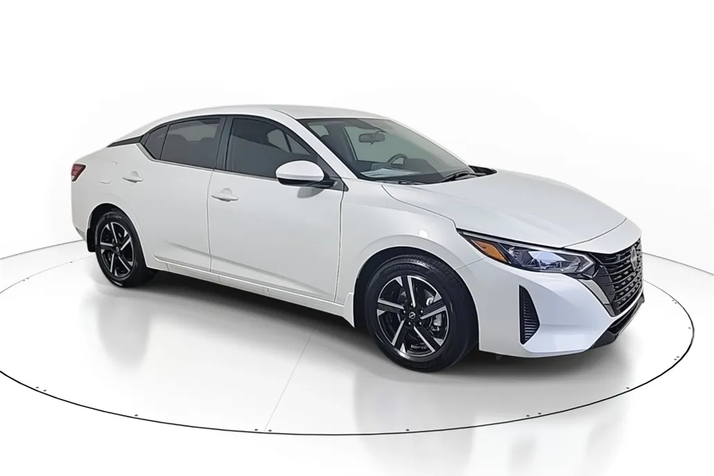 2025 Nissan Sentra SV photo 1