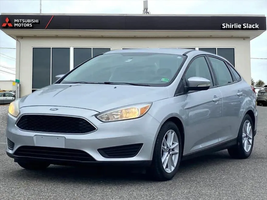 2016 Ford Focus SE photo 1
