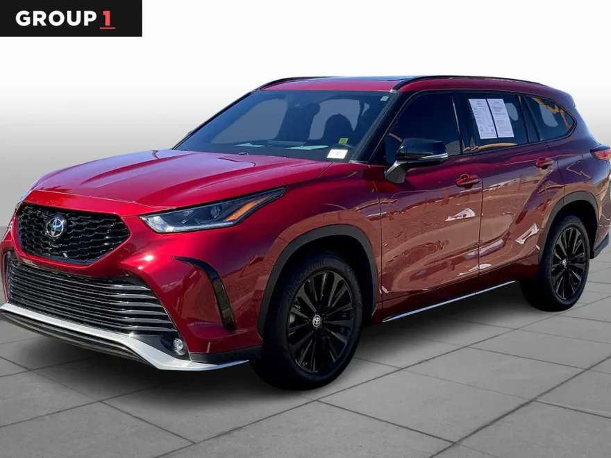 2023 Toyota Highlander XSE photo 1