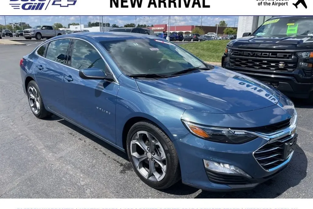 2024 Chevrolet Malibu 1LT photo 1
