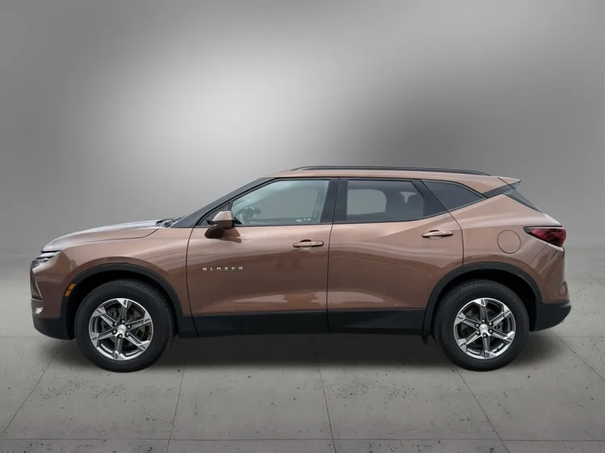 2023 Chevrolet Blazer 2LT photo 1