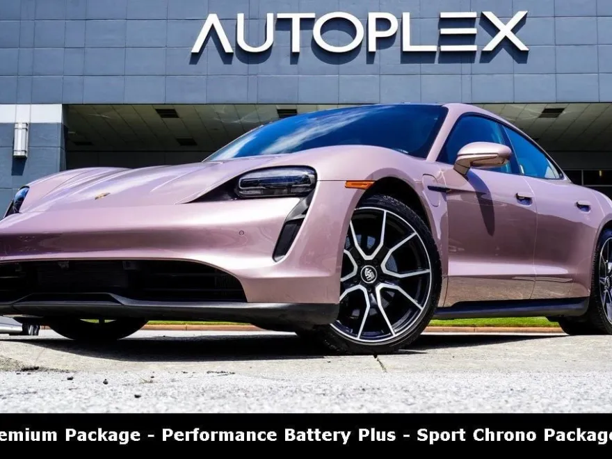 2023 Porsche Taycan 4S photo 1
