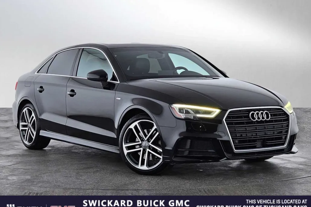 2019 Audi A3 Premium Plus photo 1