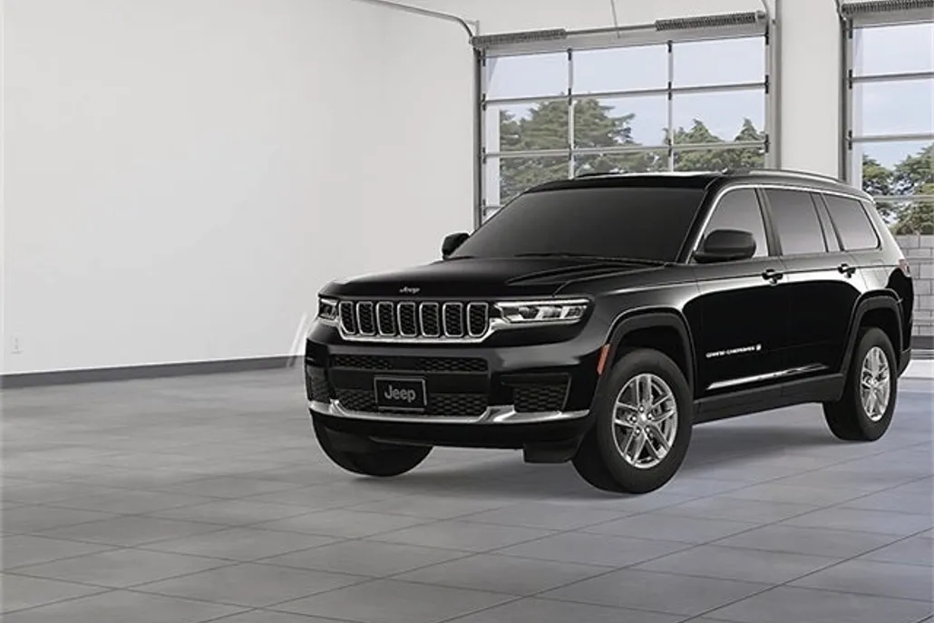 2025 Jeep Grand Cherokee Laredo photo 1