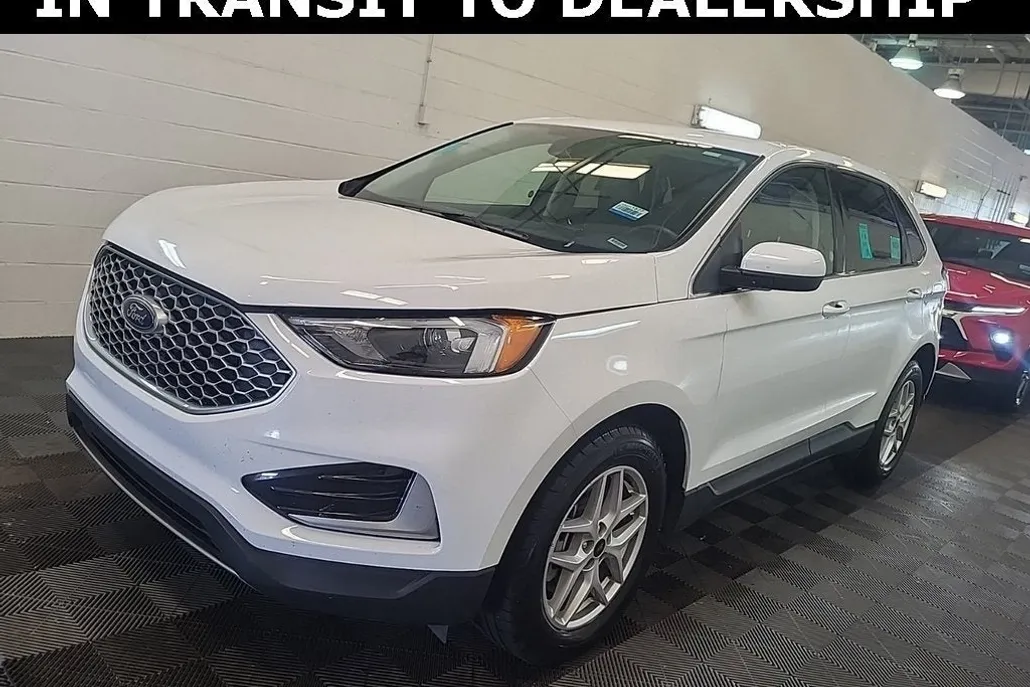 2024 Ford Edge SEL photo 1