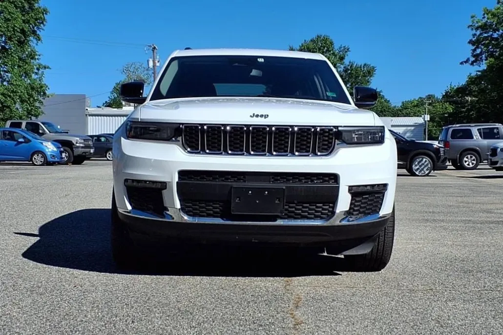2021 Jeep Grand Cherokee Limited photo 1