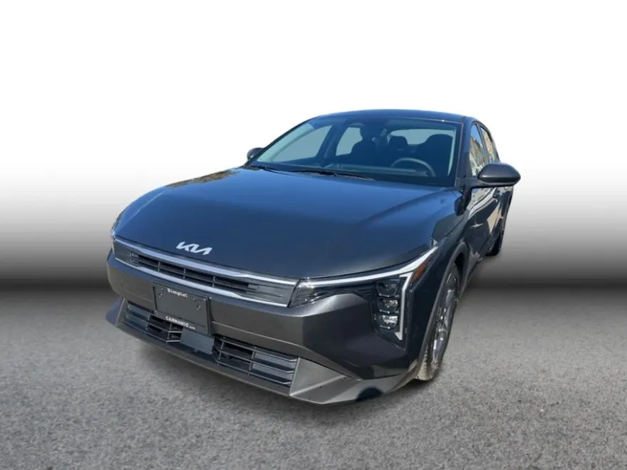 2025 Kia K4 LX photo 1