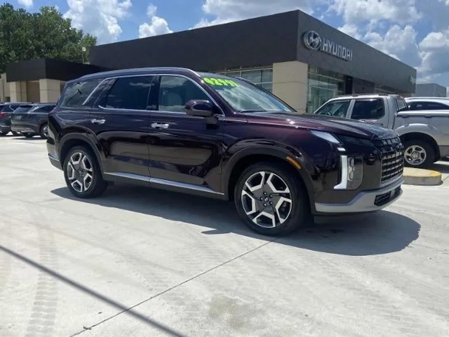 2024 Hyundai Palisade Limited photo 1