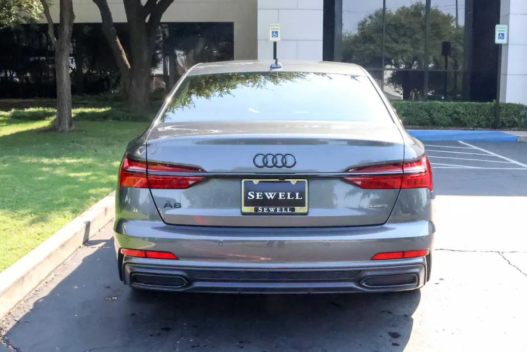 2022 Audi A6 Quattro Premium Plus photo 1