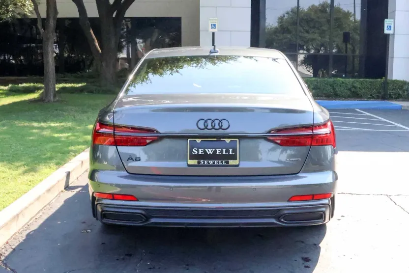 2022 Audi A6 Quattro Premium Plus photo 1