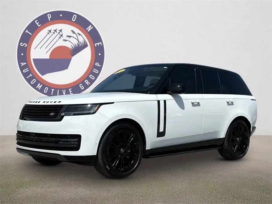 2024 Land Rover Range Rover SE photo 1