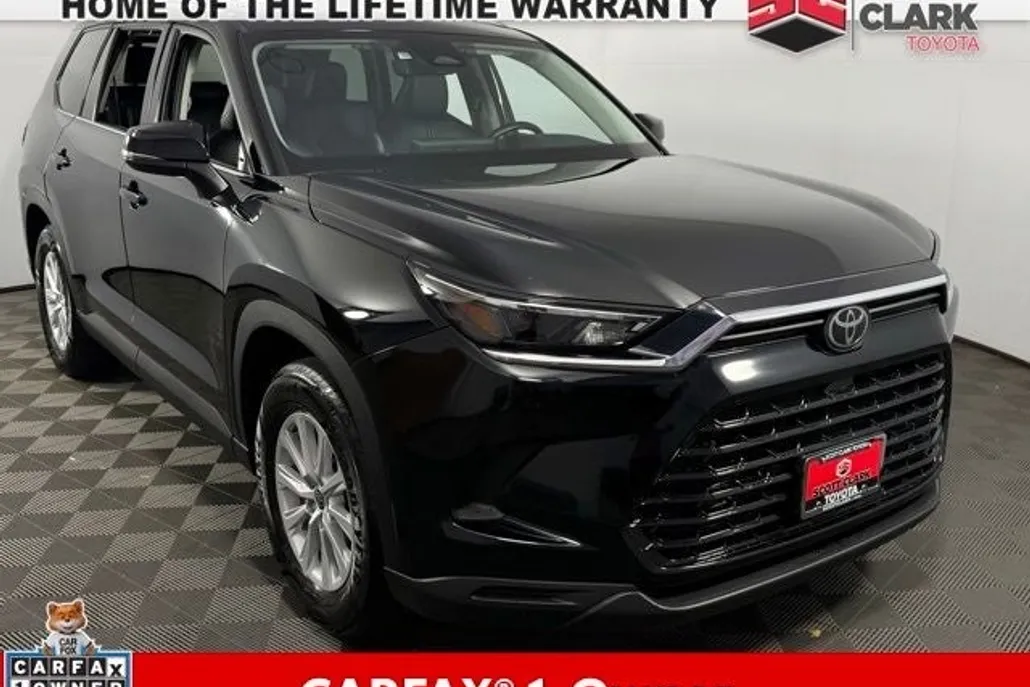 2024 Toyota Grand Highlander XLE photo 1