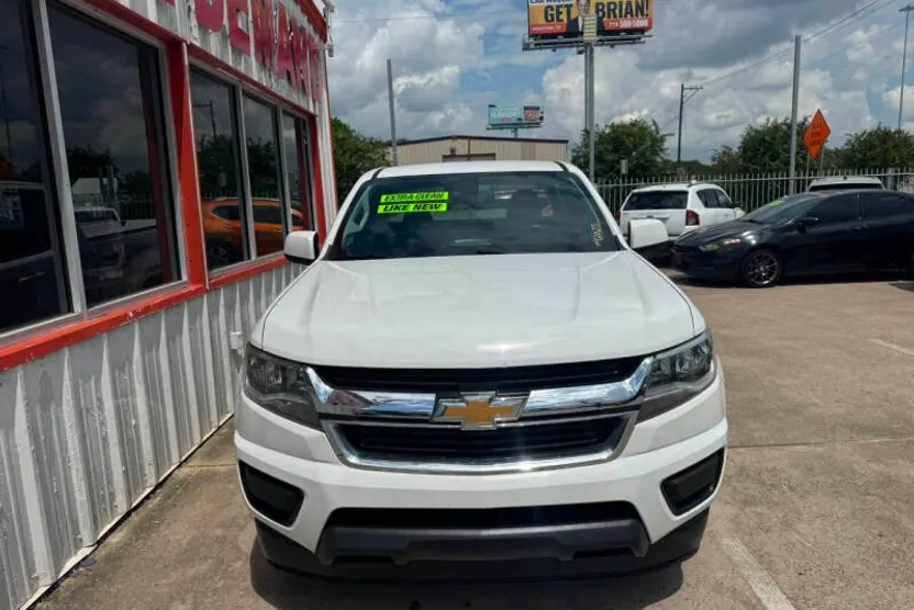 2020 Chevrolet Colorado LT photo 1