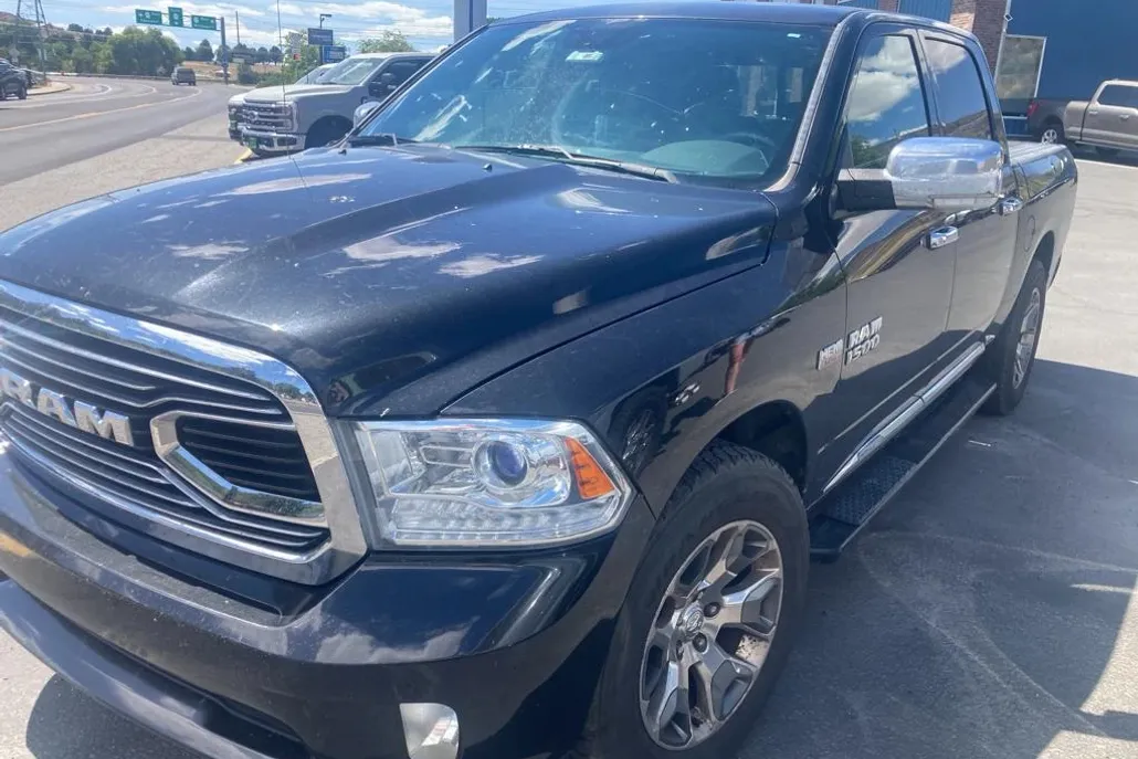 2017 Ram 1500 Limited photo 1
