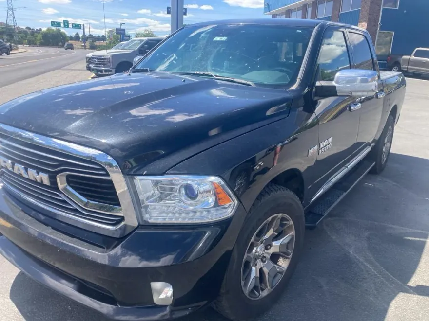 2017 Ram 1500 Limited photo 1