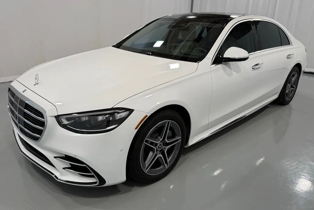 2024 Mercedes Benz S 580 photo 1